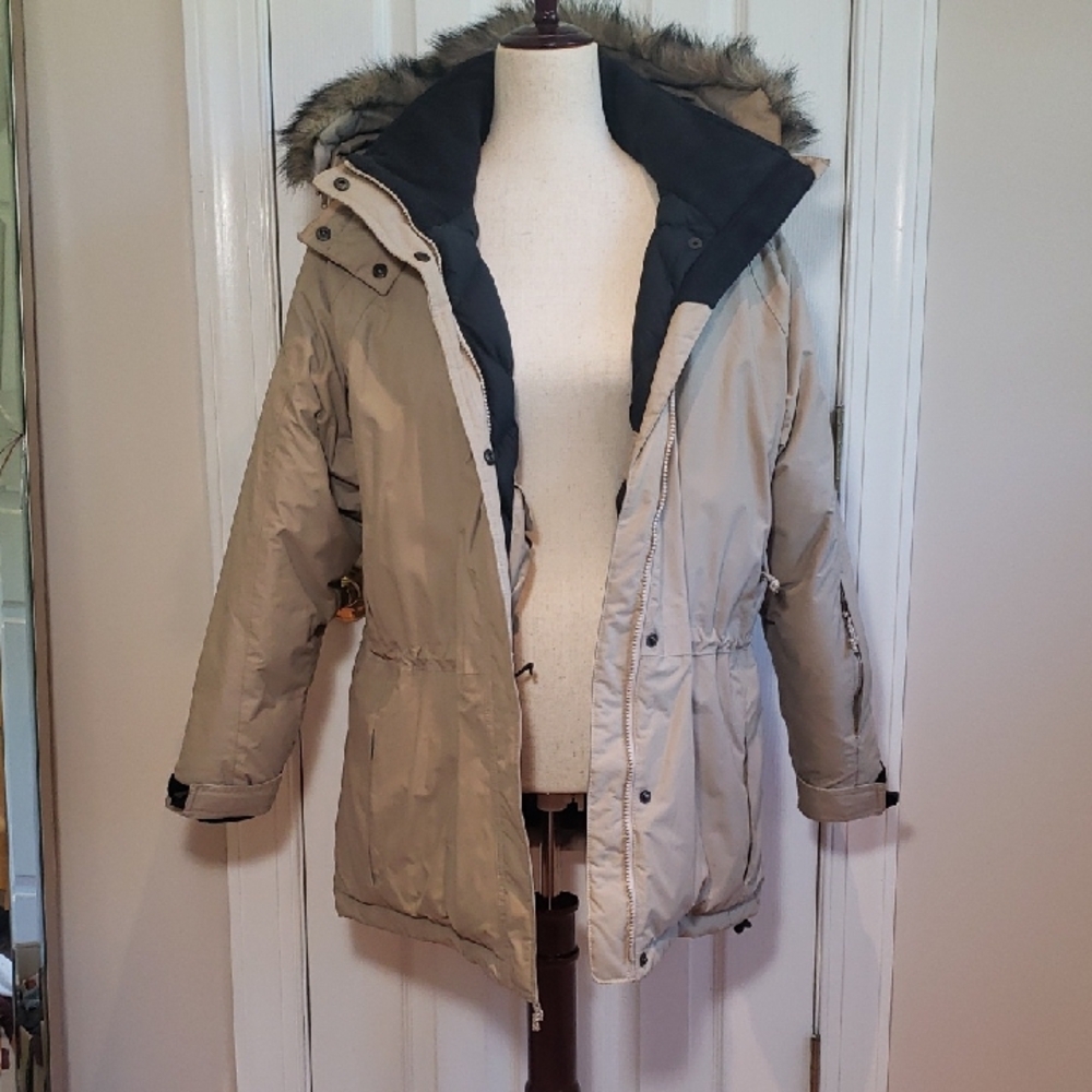 Eddie Bauer Goose Down Weatheredge Beige Parka with Faux Fur Trim Sz Med